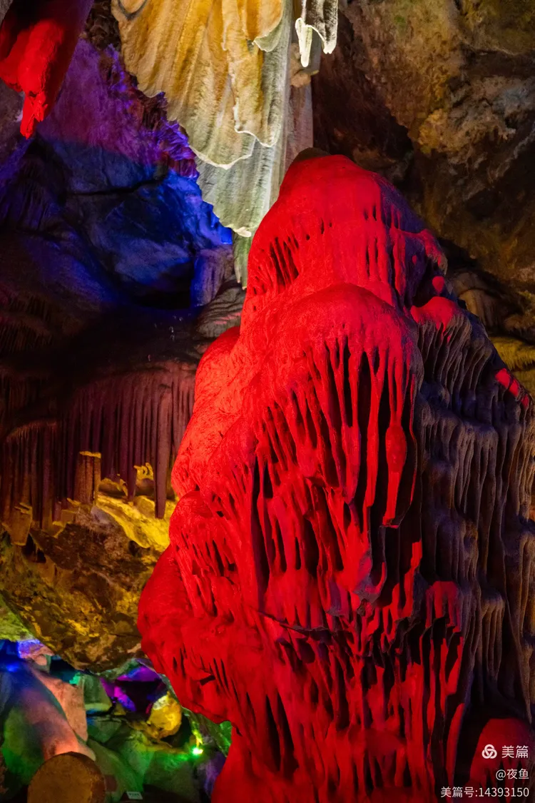 洛阳栾川鸡冠山洞